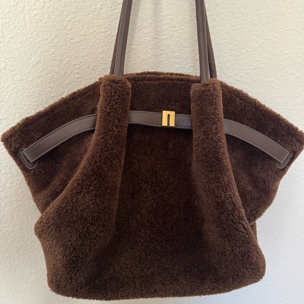 Hana Medium Faux Fur Tote Bag - JW PEI